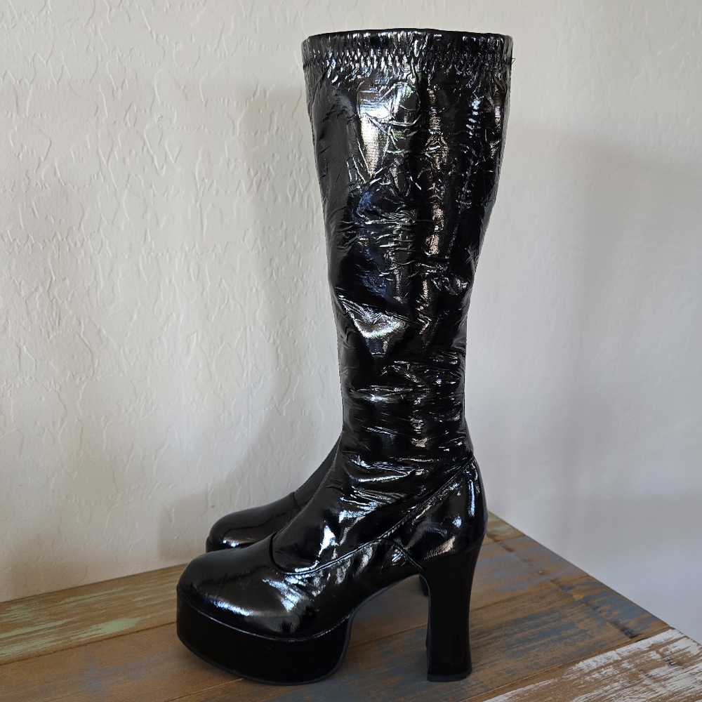 Black Knee-High Platform GoGo Boots